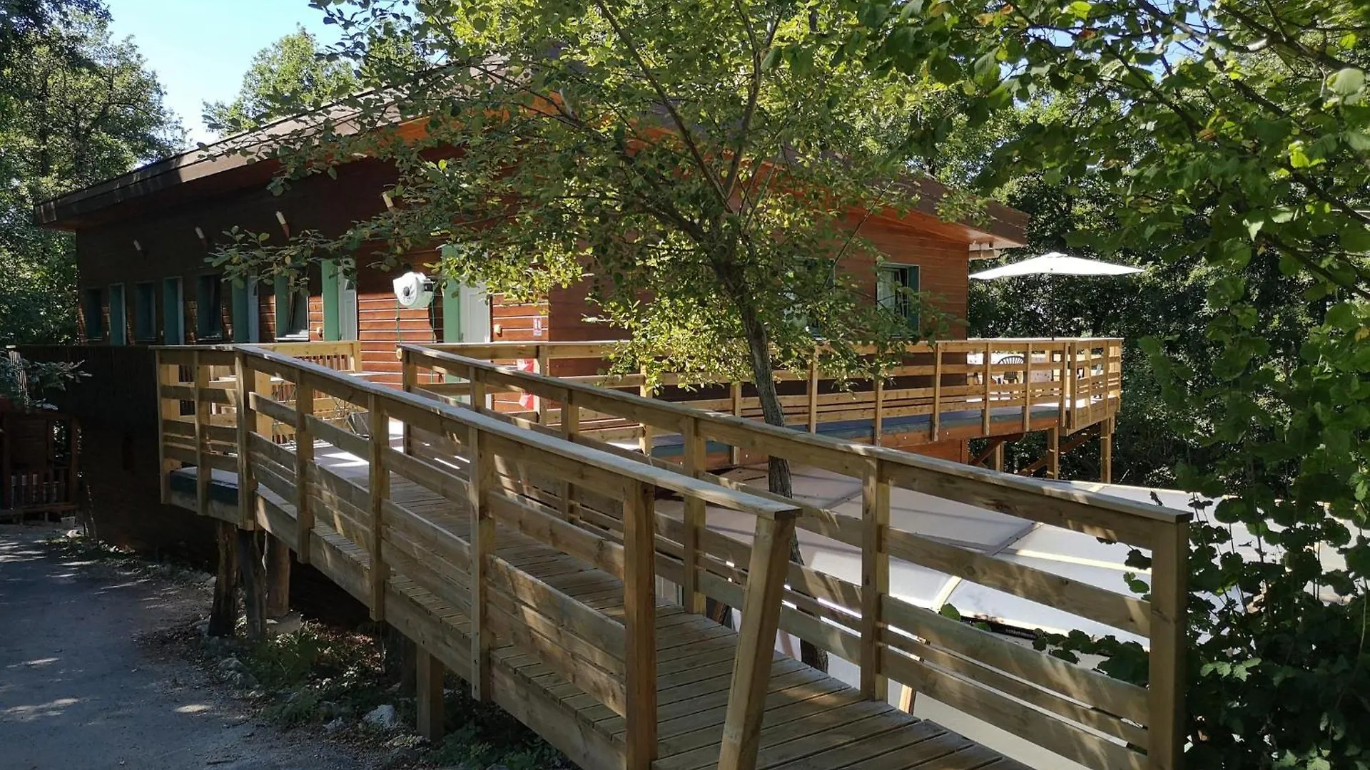 Ecolodge Les Sentiers Du Lac - Domaine De La Gaia Сорезе Франция